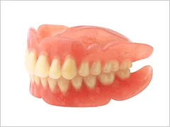 レジン（プラスチック）床義歯